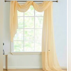 Martha Stewart Window Voile Scarf Valance 60” x 144” (152 cm x 366 cm) in Yellow